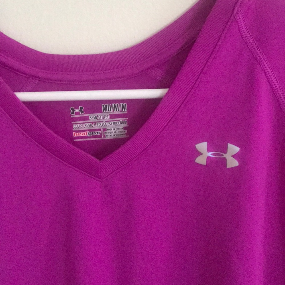 Workout top - Picture 2 of 2